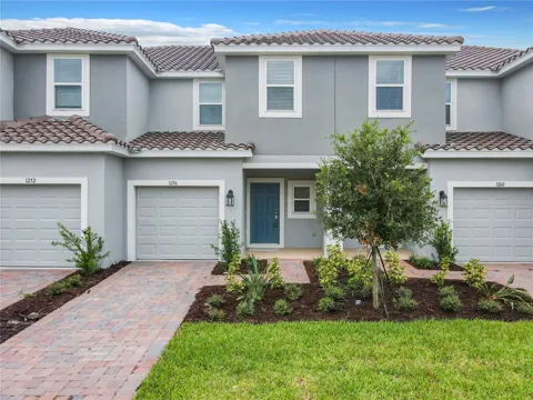 1256 LAGO VISTA COURT
