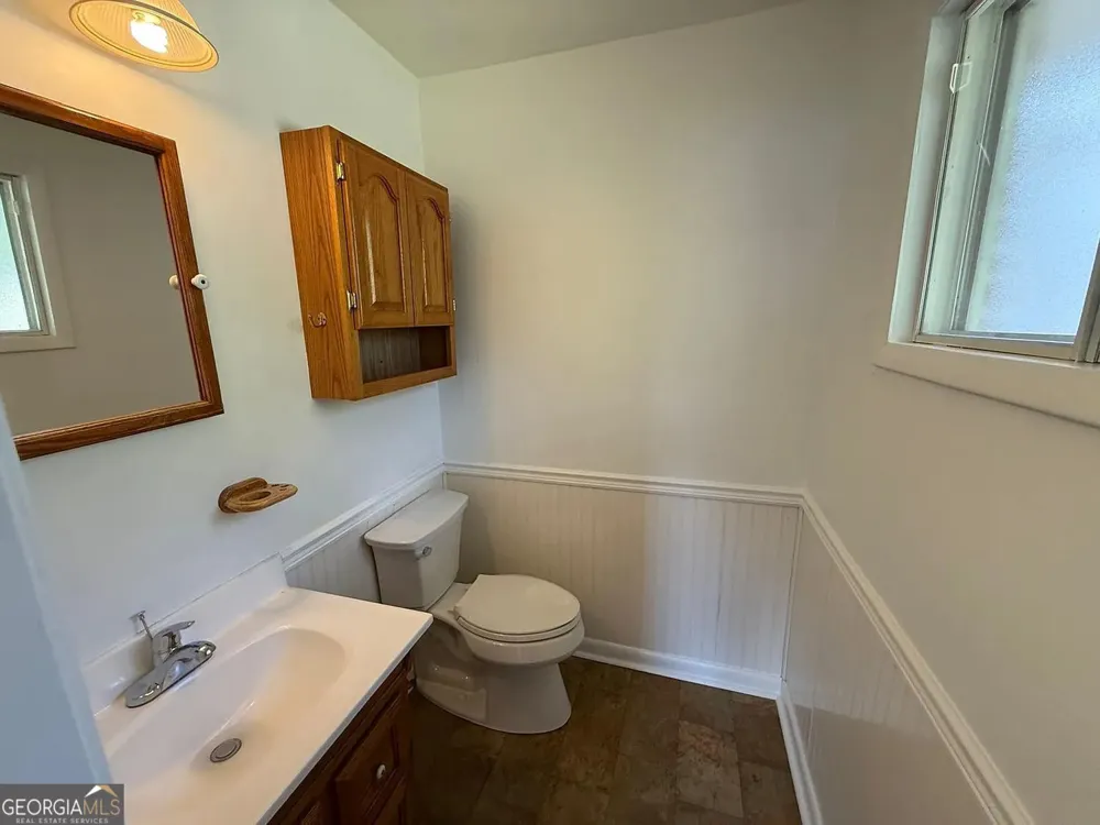 849 Pine Shadow LN Winder, GA 30680