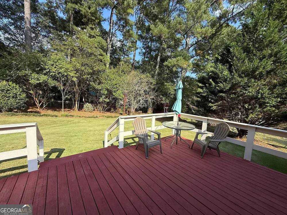 849 Pine Shadow LN Winder, GA 30680