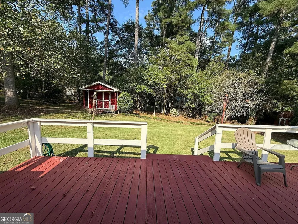 849 Pine Shadow LN Winder, GA 30680