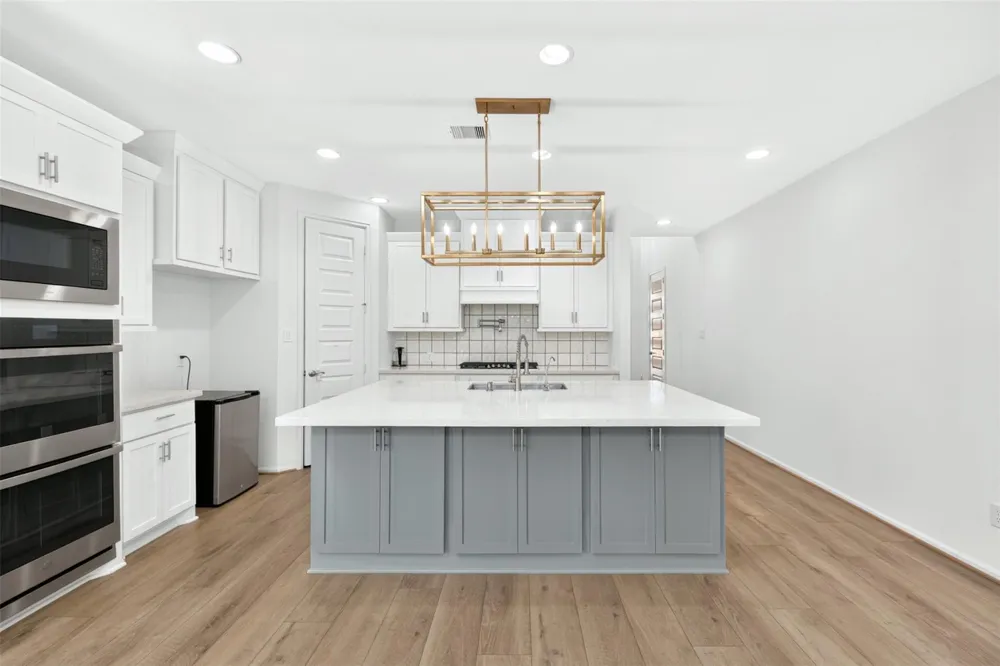 1402 Hudgins Pass Richmond, TX 77469