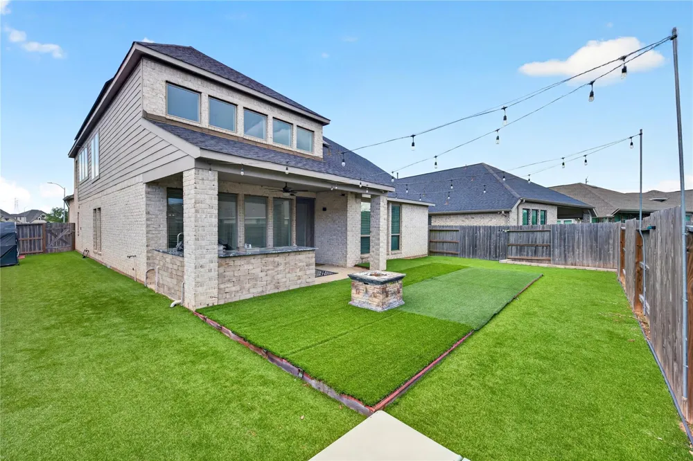 1402 Hudgins Pass Richmond, TX 77469