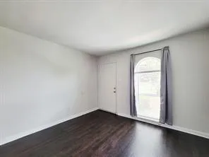 101 Brookside Lane #30 Sealy, TX 77474
