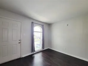 101 Brookside Lane #30 Sealy, TX 77474