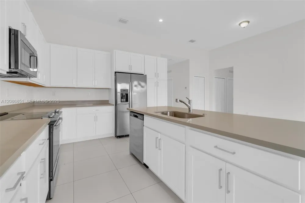 19447 SW 124th Ct Miami, FL 33177