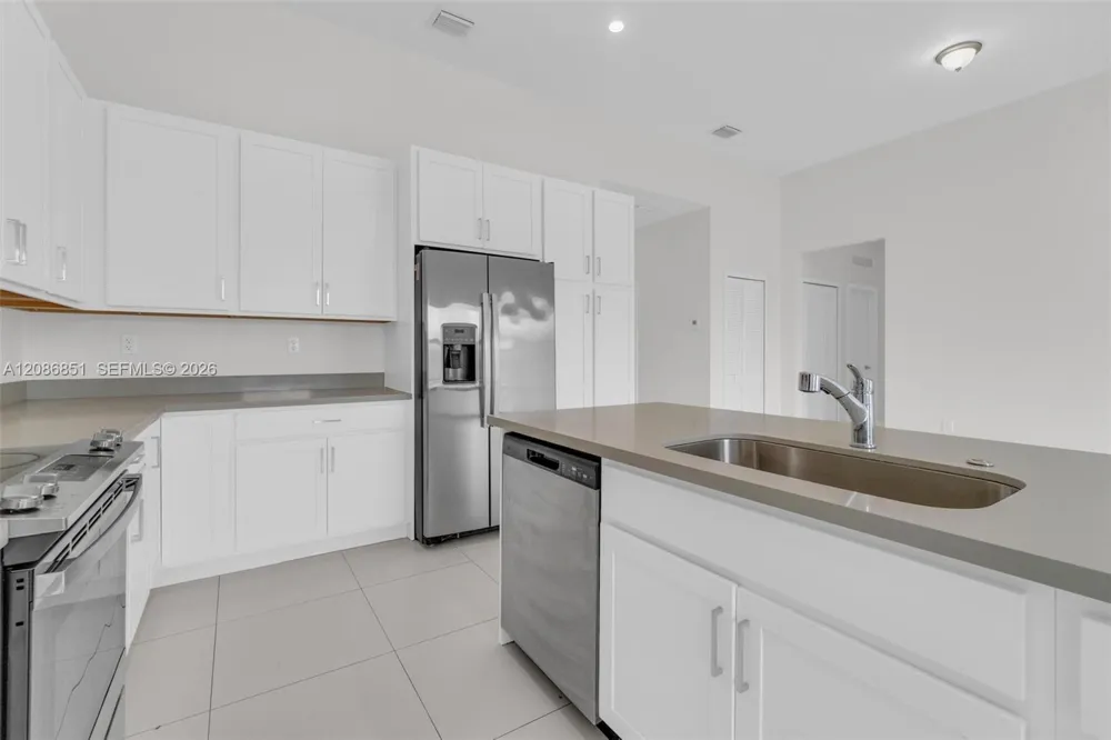 19447 SW 124th Ct Miami, FL 33177