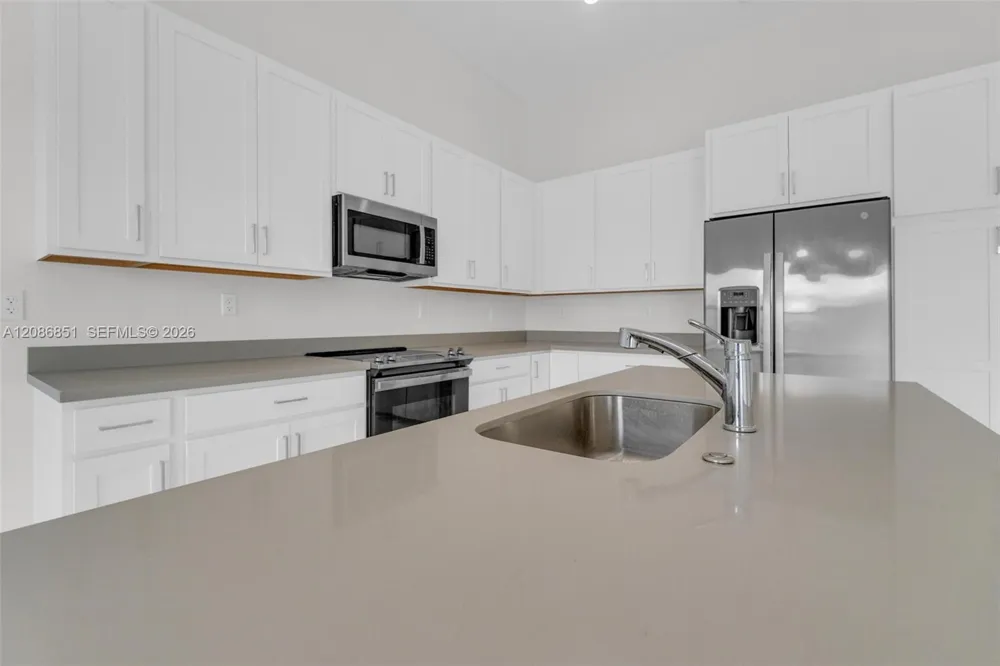 19447 SW 124th Ct Miami, FL 33177