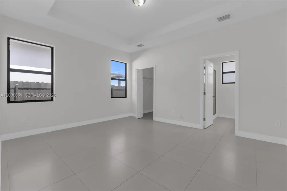 19447 SW 124th Ct Miami, FL 33177