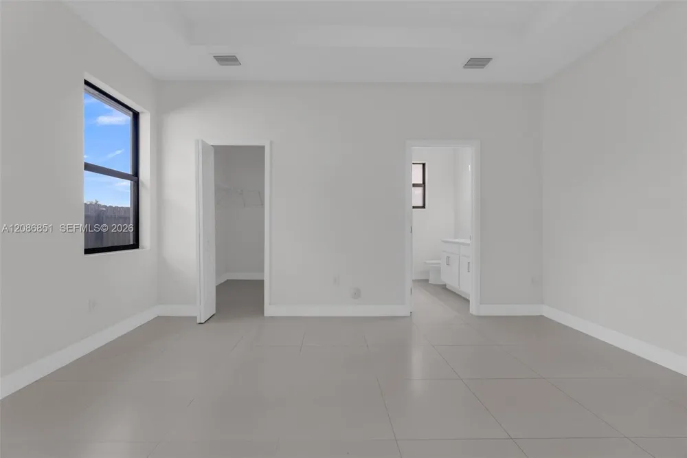 19447 SW 124th Ct Miami, FL 33177