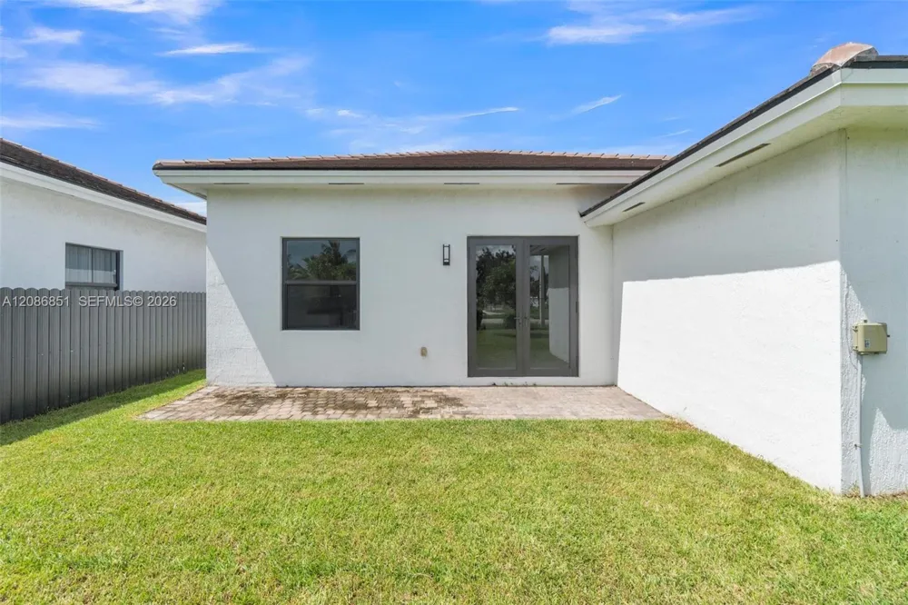 19447 SW 124th Ct Miami, FL 33177