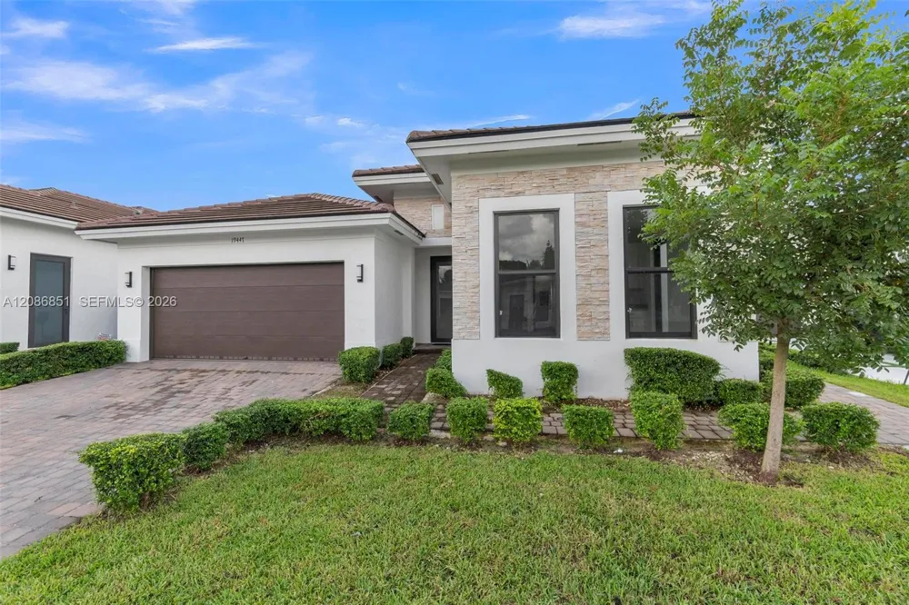 19447 SW 124th Ct Miami, FL 33177