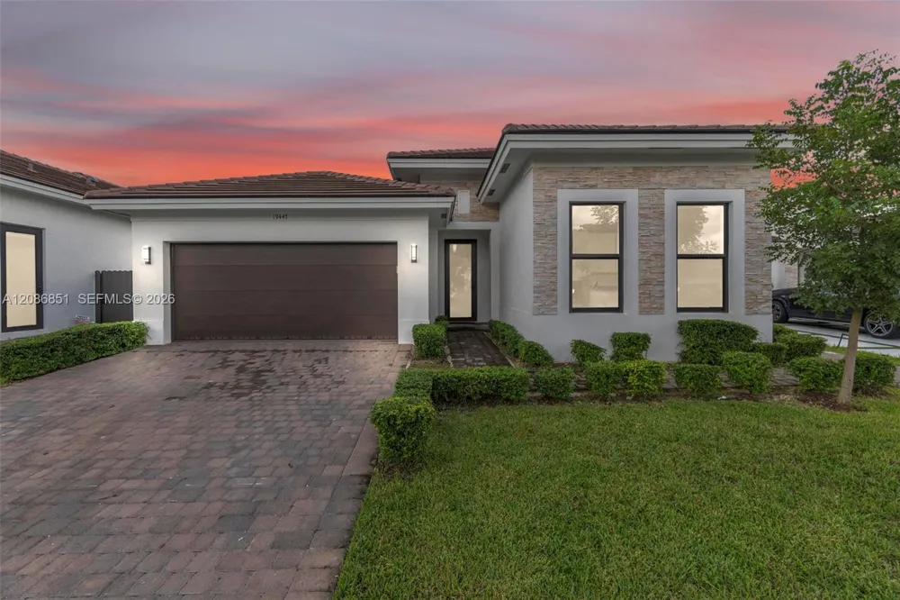 19447 SW 124th Ct Miami, FL 33177
