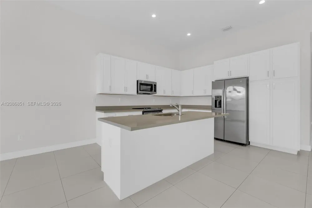 19447 SW 124th Ct Miami, FL 33177
