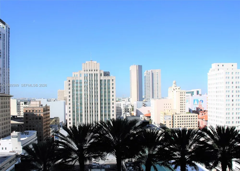50 Biscayne Blvd #1509 Miami, FL 33132