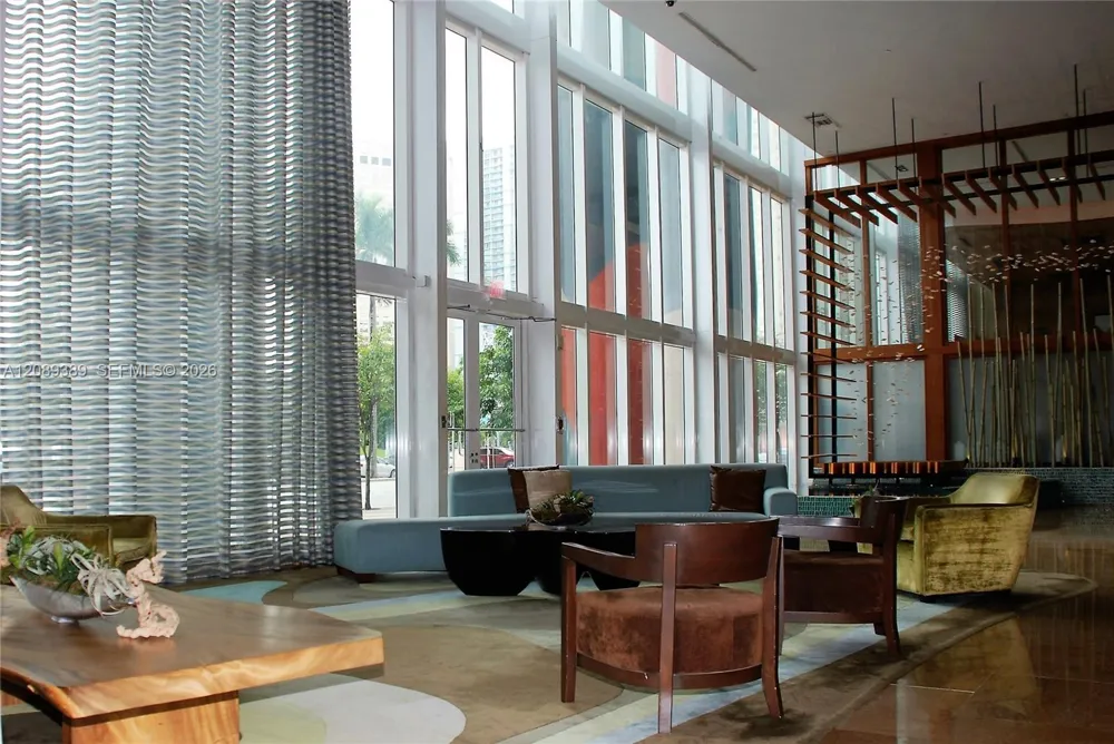 50 Biscayne Blvd #1509 Miami, FL 33132