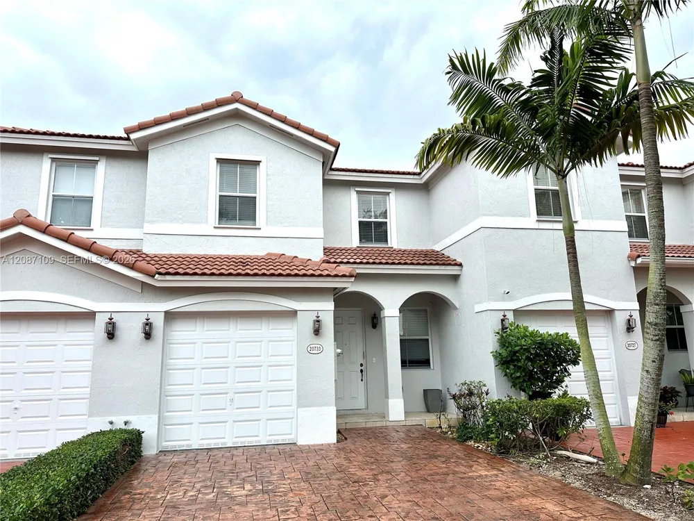 20733 NE 10th Ct Miami, FL 33179