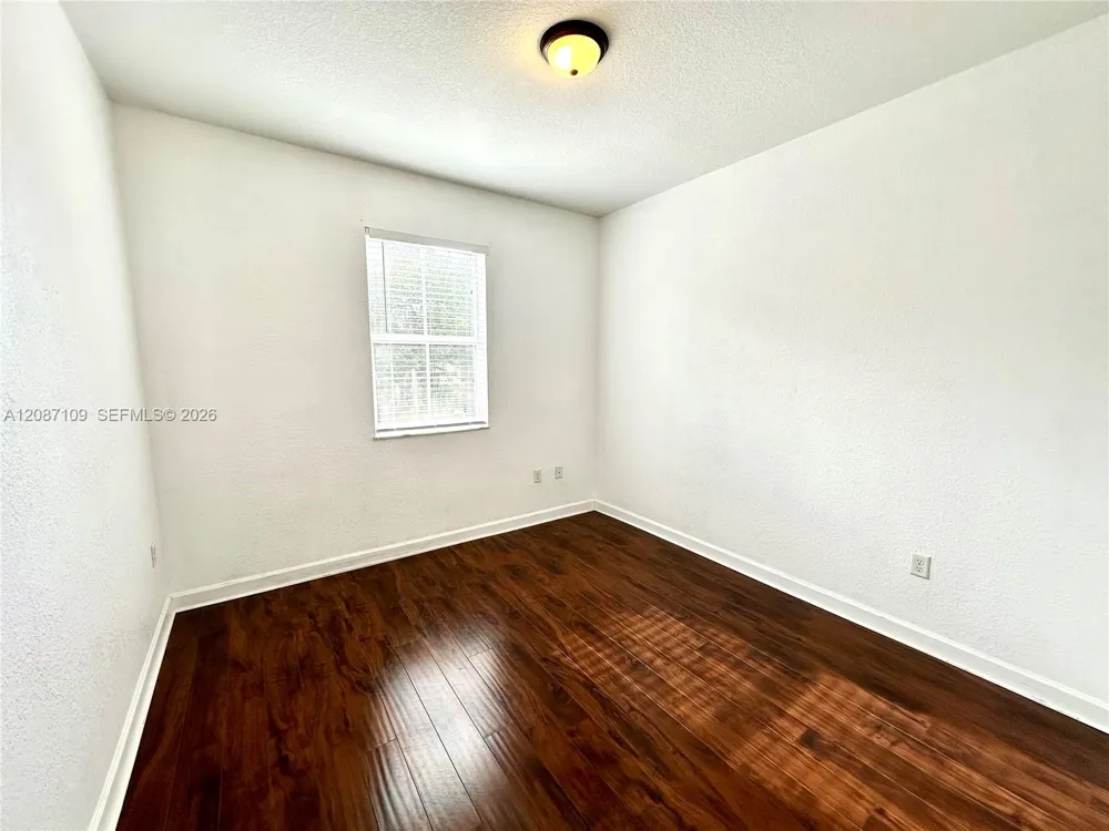 20733 NE 10th Ct Miami, FL 33179
