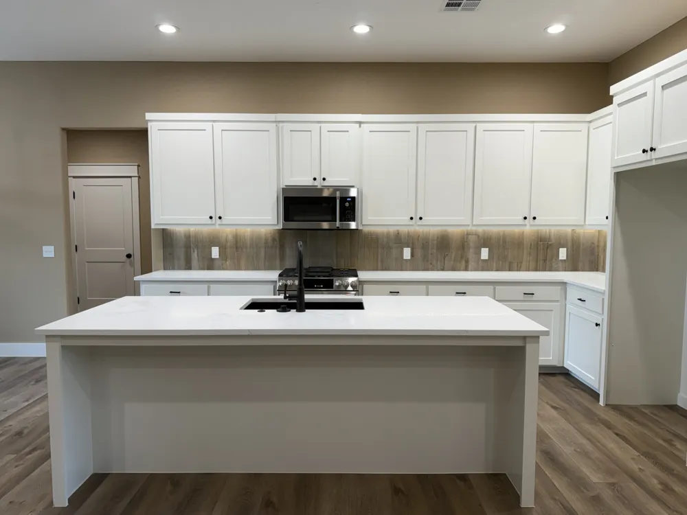 33 Wilderness Road Calera, OK 74730