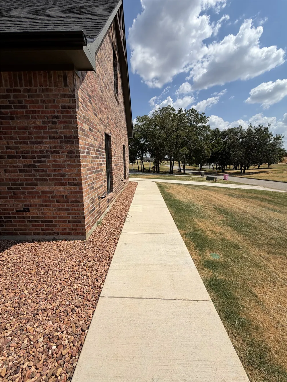 33 Wilderness Road Calera, OK 74730