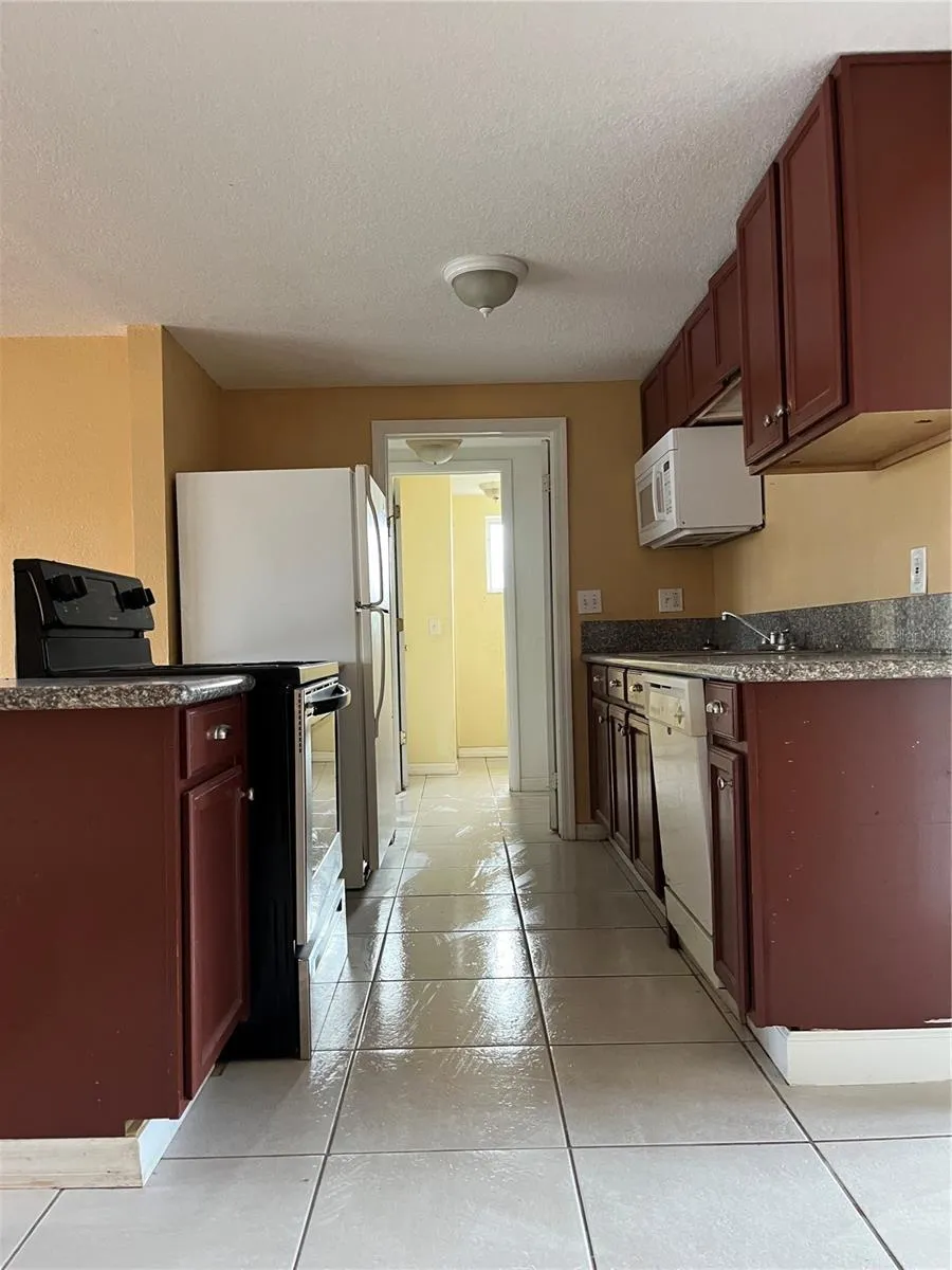 6903 MESA VERDE STREET Port Richey, FL 34668