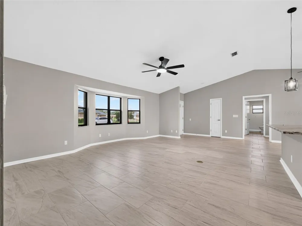 21506 QUEEN ANNE COURT Leesburg, FL 34748