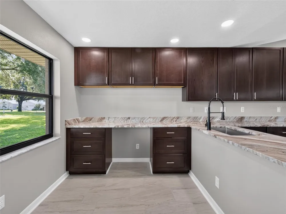 21506 QUEEN ANNE COURT Leesburg, FL 34748