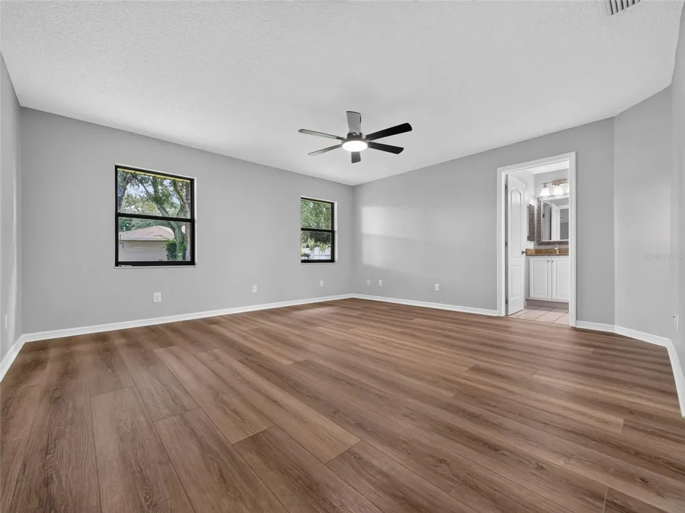 21506 QUEEN ANNE COURT Leesburg, FL 34748