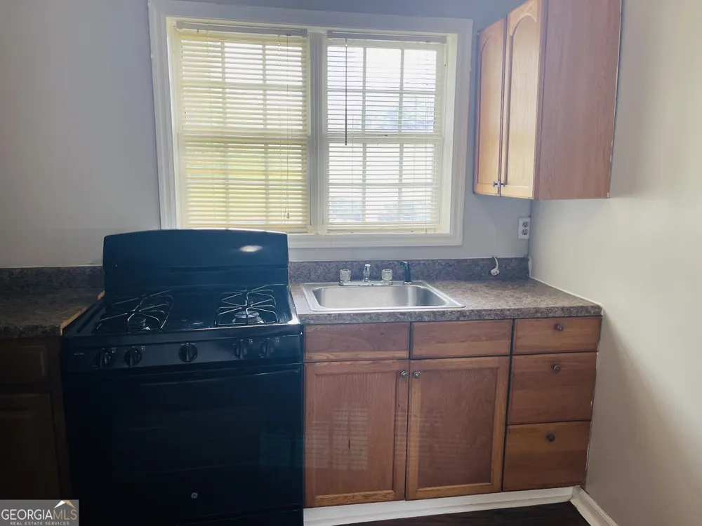 217 W Central AVE Griffin, GA 30223