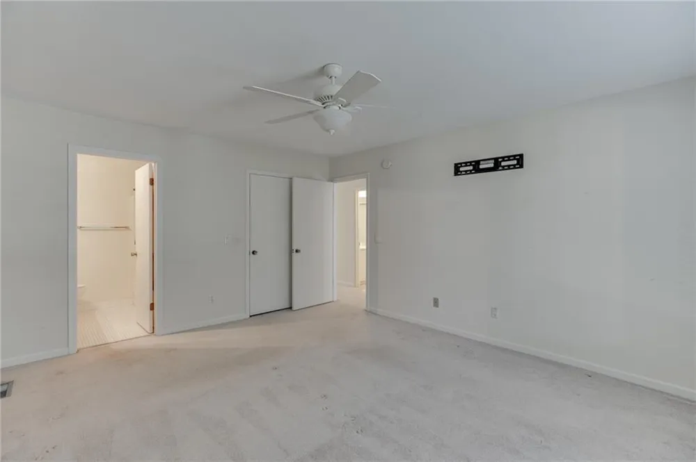 27 Willowick Drive Lithonia, GA 30038