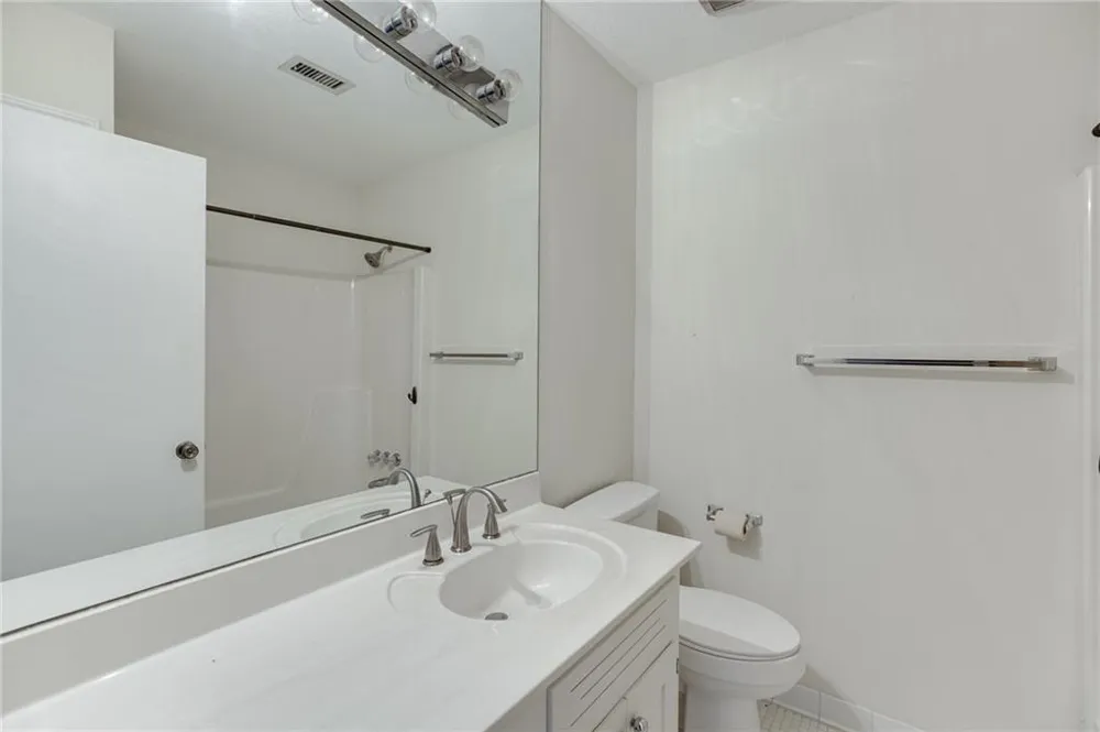 27 Willowick Drive Lithonia, GA 30038