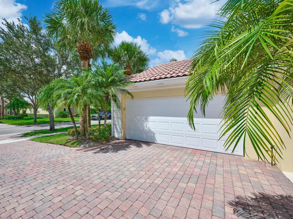 8701 Oldham Way West Palm Beach, FL 33412