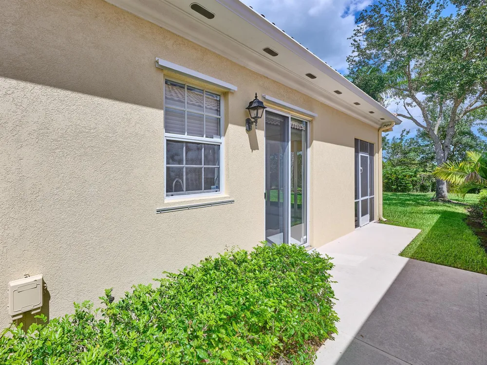 8701 Oldham Way West Palm Beach, FL 33412