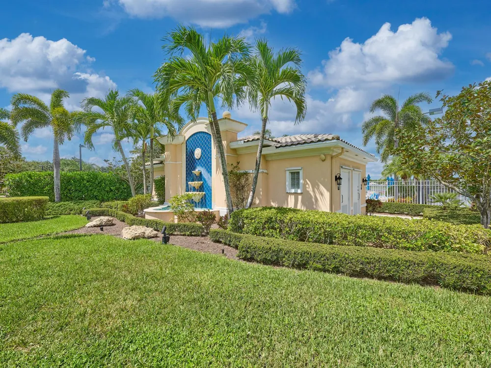 8701 Oldham Way West Palm Beach, FL 33412