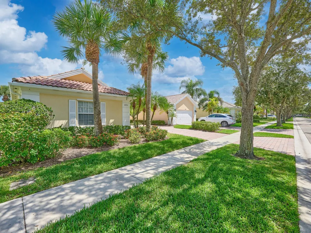 8701 Oldham Way West Palm Beach, FL 33412