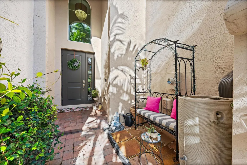 4673 MEDITERRANEAN CIRCLE Palm Beach Gardens, FL 33418