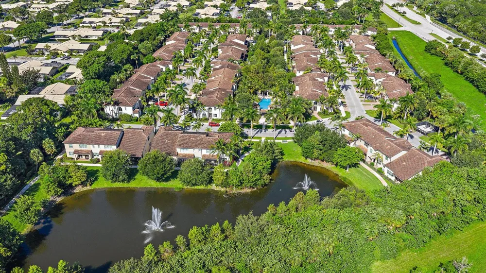 4673 MEDITERRANEAN CIRCLE Palm Beach Gardens, FL 33418