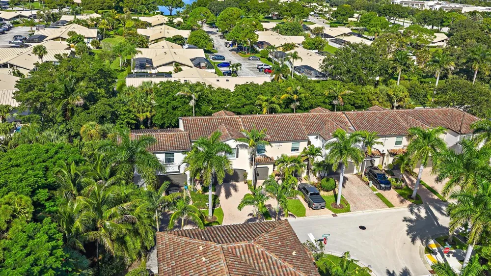 4673 MEDITERRANEAN CIRCLE Palm Beach Gardens, FL 33418
