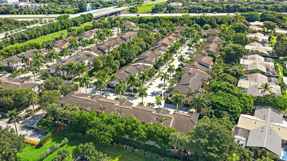 4673 MEDITERRANEAN CIRCLE Palm Beach Gardens, FL 33418