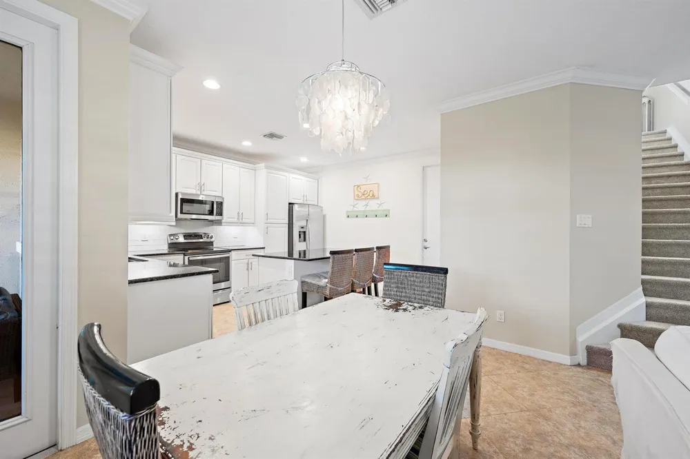 4673 MEDITERRANEAN CIRCLE Palm Beach Gardens, FL 33418