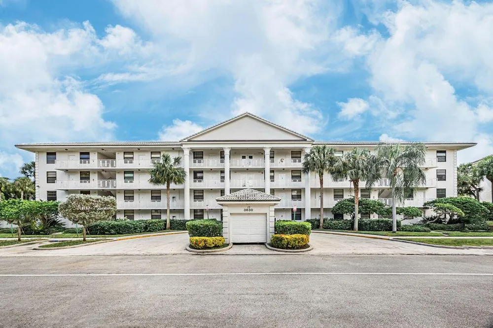 3630 Whitehall Drive West Palm Beach, FL 33401