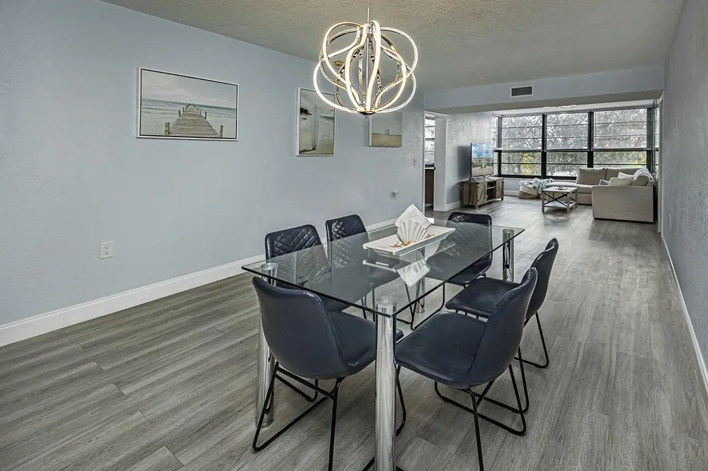 3630 Whitehall Drive West Palm Beach, FL 33401