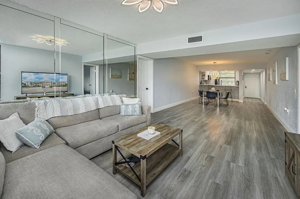 3630 Whitehall Drive West Palm Beach, FL 33401