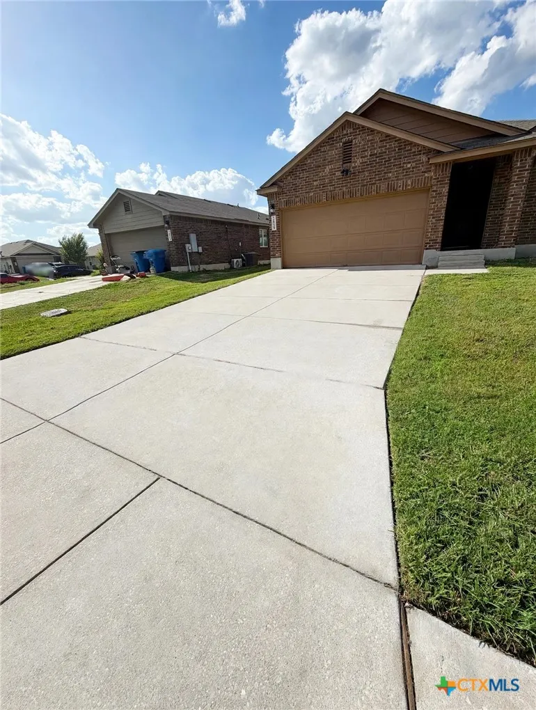 1619 Wedgewood Trail Lockhart, TX 78644