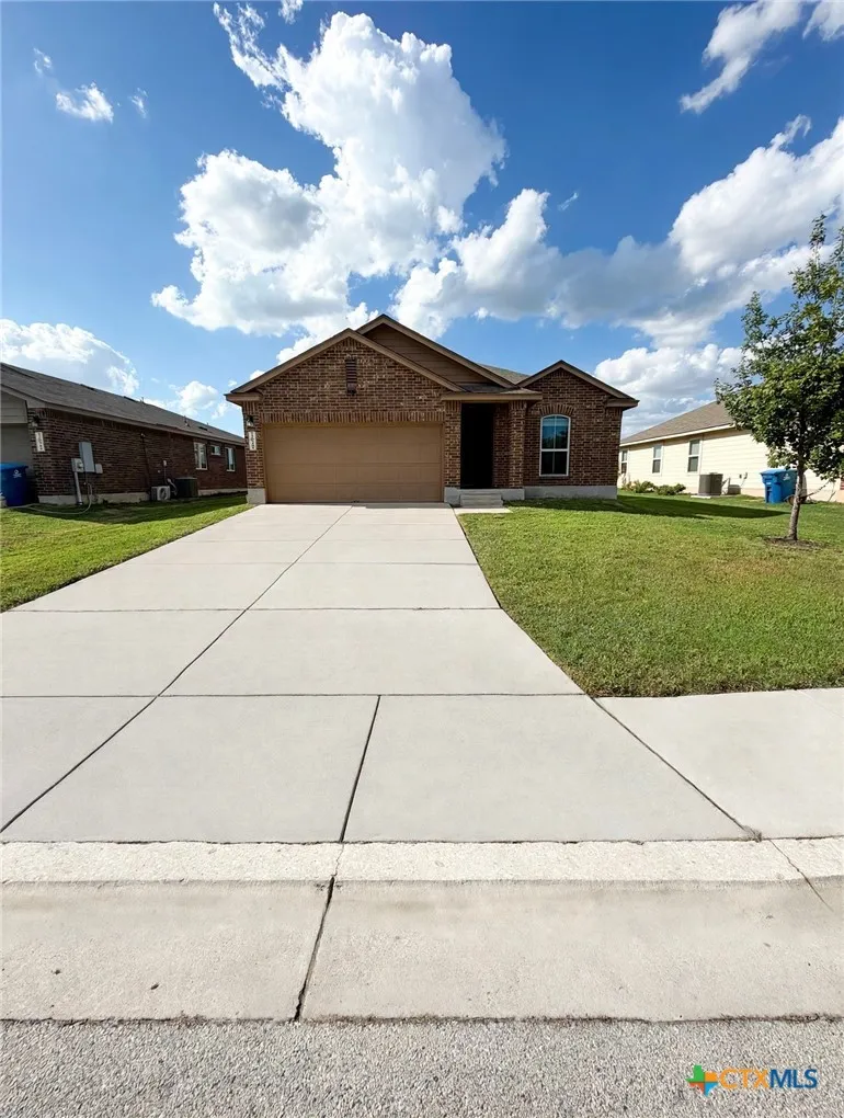 1619 Wedgewood Trail Lockhart, TX 78644