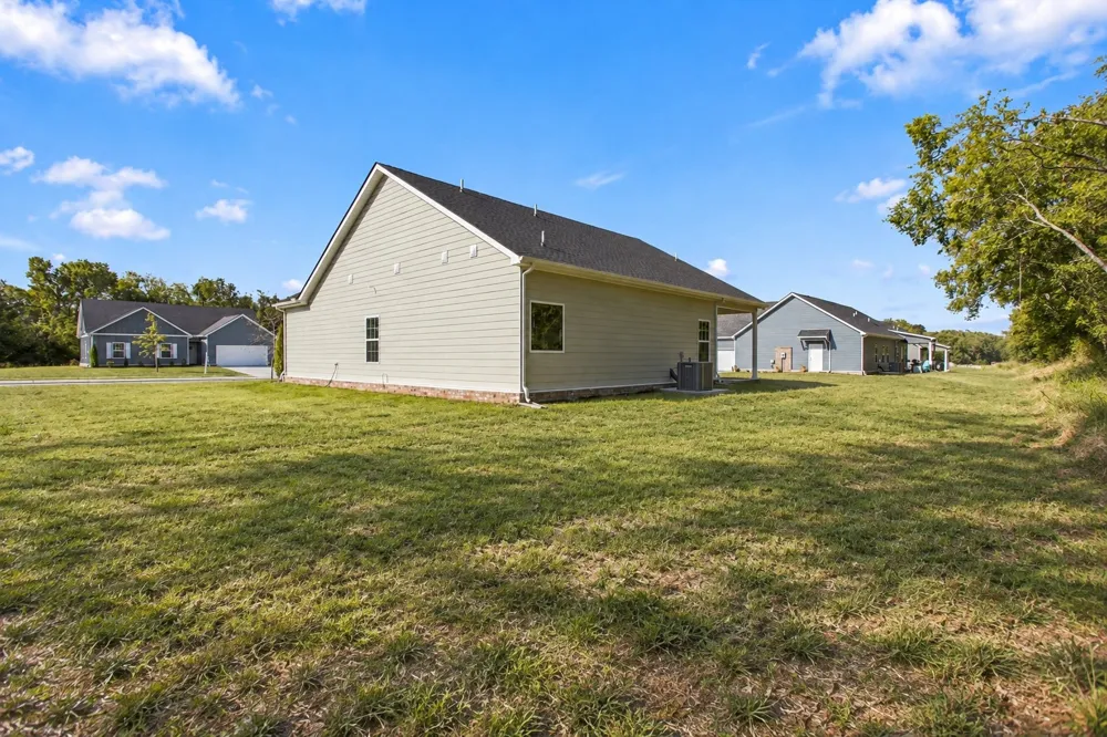 112 Centennial Ln Columbia, TN 38401