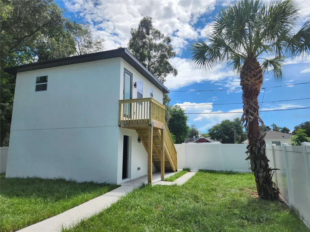 926 11TH AVENUE S St Petersburg, FL 33705