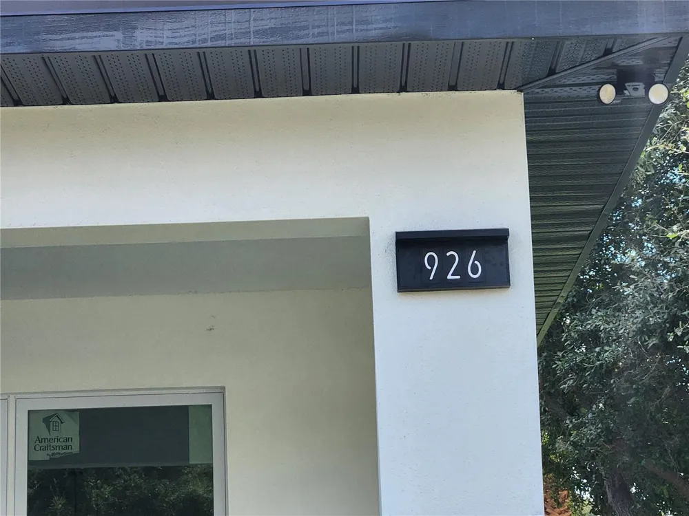 926 11TH AVENUE S St Petersburg, FL 33705