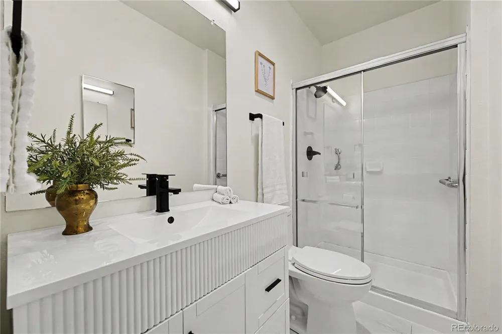 1200 Cherokee Street #404 Denver, CO 80204