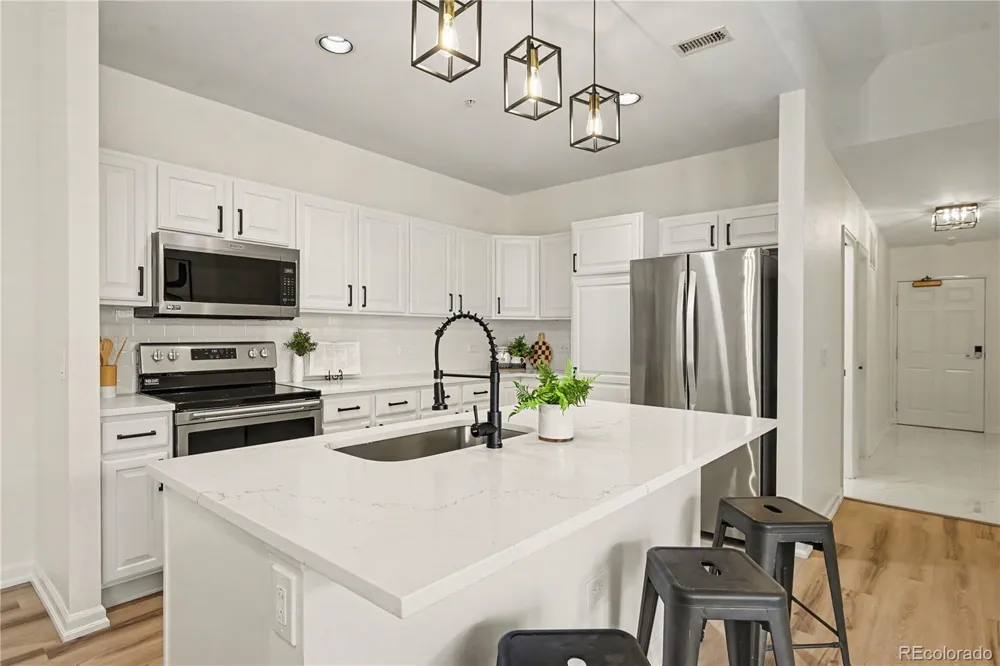 1200 Cherokee Street #404 Denver, CO 80204