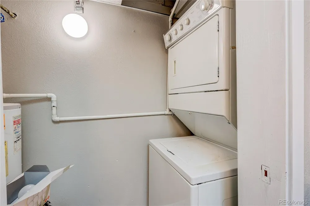 1820 Newland Court #312 Lakewood, CO 80214
